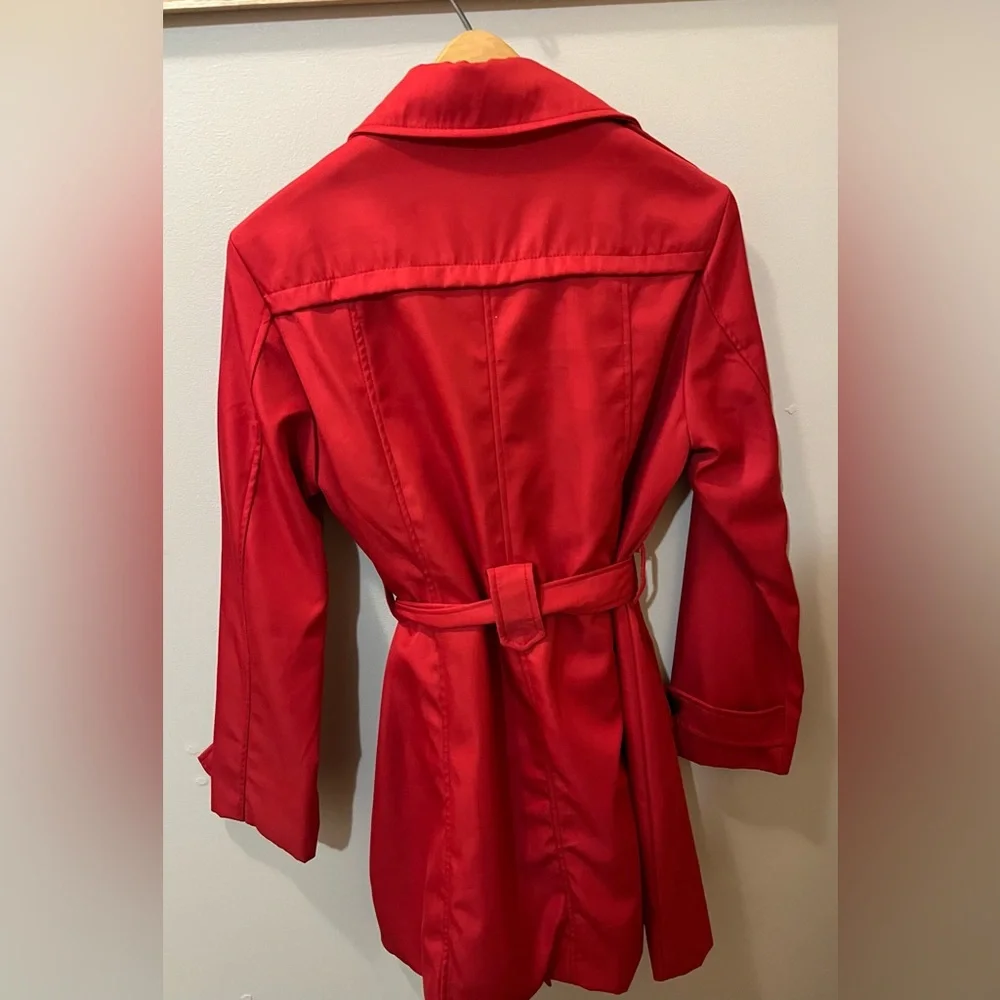 Wantdo Red Jacket - Picture 2 of 3